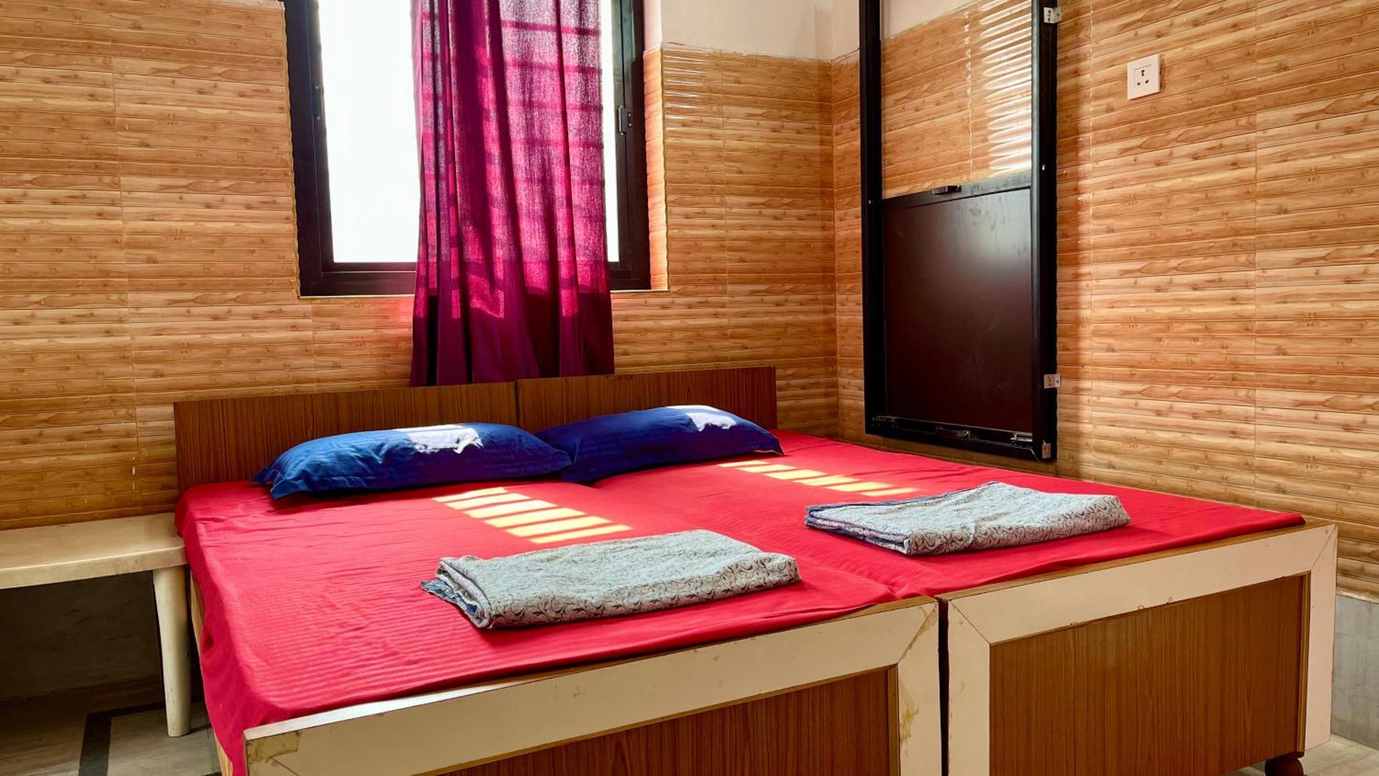 Laxmi Lodge Rishīkesh Zewnętrze zdjęcie